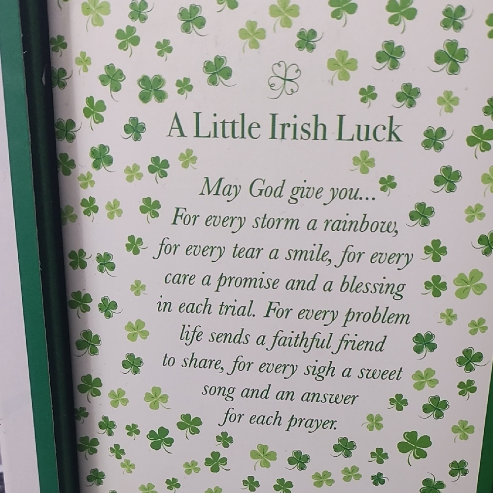 Green Notebook and‎ Pen Set - Picture 2 of 8